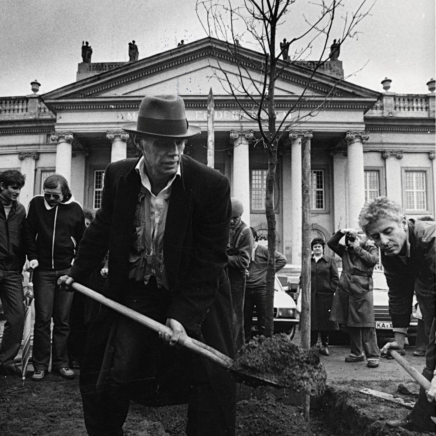 Joseph-Beuys-artist