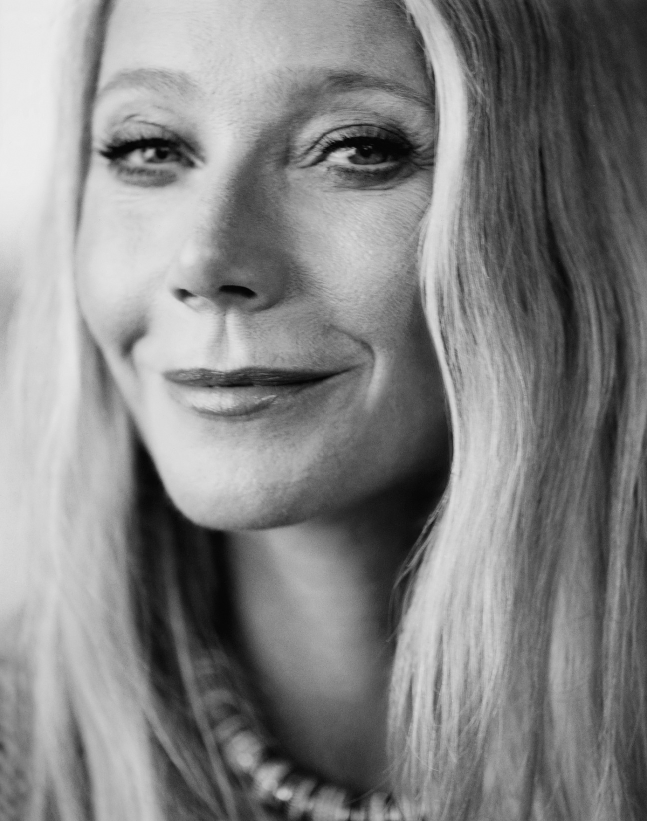 Gwyneth-Paltrow-Cover