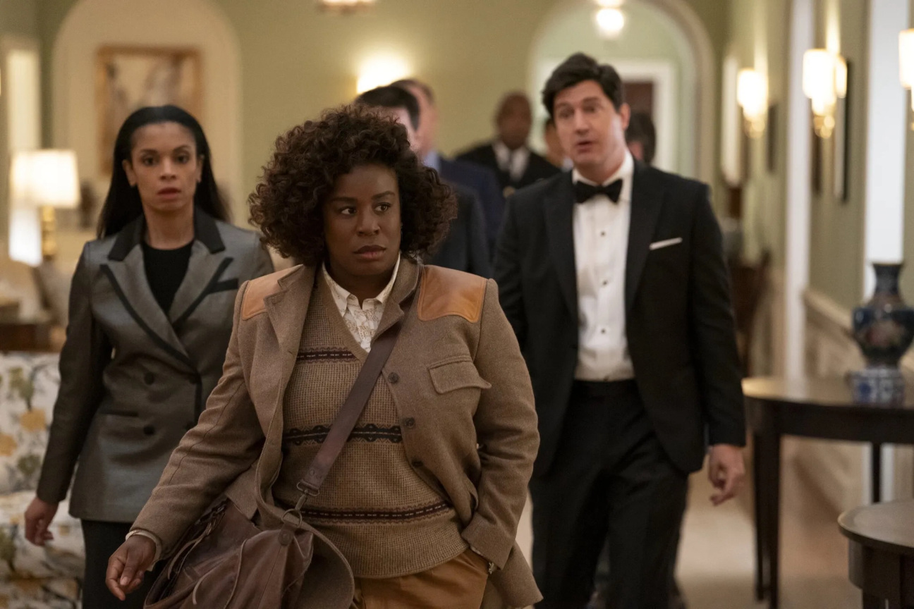 Uzo-Aduba-the-residents